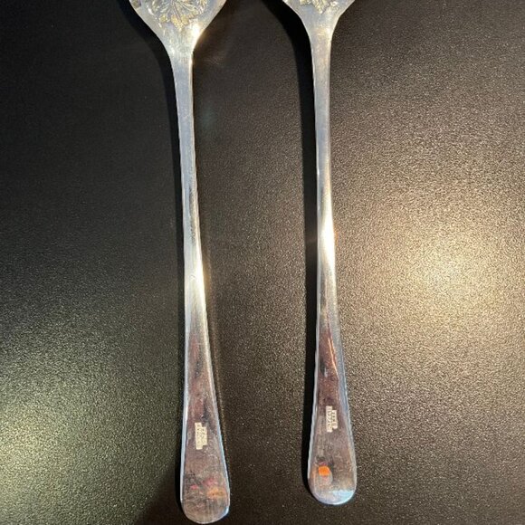 Vintage EPNS England Silverplate Grapevine Design Salad Serving Set - Picture 5 of 8